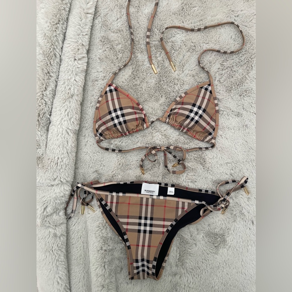 Burberry 100% Authentic